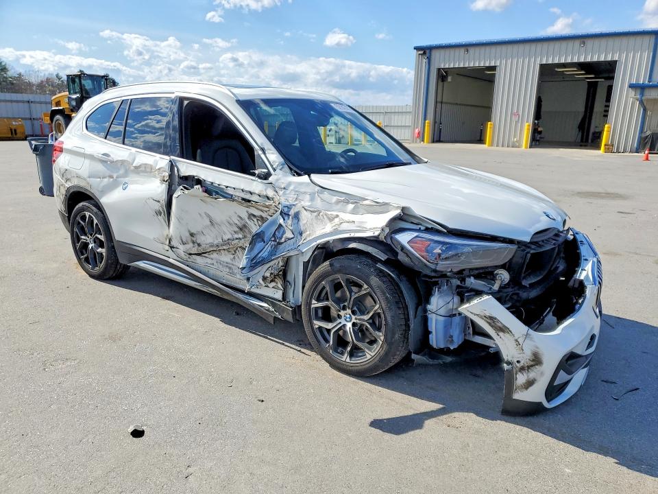 52147476 :رقم المزاد ، WBXJG9C01M5U27408 vin ، 2021 Bmw X1 مزاد بيع