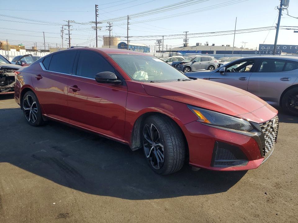 51910416 :رقم المزاد ، 1N4BL4CV1PN315181 vin ، 2023 Nissan Altima مزاد بيع