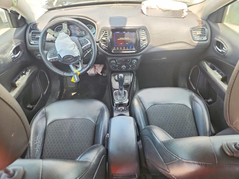 2018 Jeep Compass მანქანა იყიდება აუქციონზე, vin: 3C4NJDBB6JT394813, აუქციონის ნომერი: 52377486