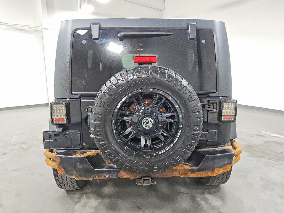 2013 Jeep Wrangler Unlimited მანქანა იყიდება აუქციონზე, vin: 1C4BJWDG1DL598300, აუქციონის ნომერი: 51907406