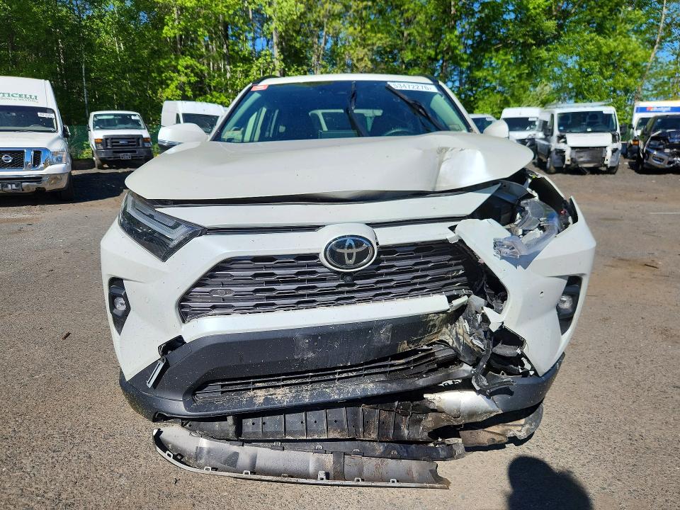 Auction sale of the 2022 Toyota Rav4, vin: JTMN1RFV6ND085629, lot number: 53472276