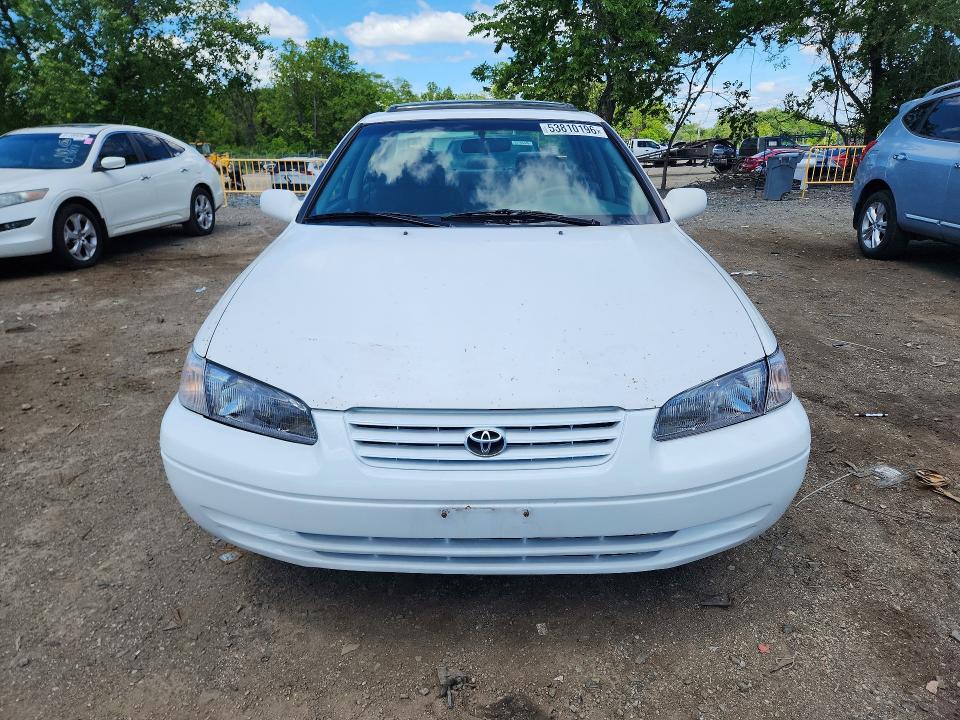 1998 Toyota Camry მანქანა იყიდება აუქციონზე, vin: 4T1BG22K1WU826156, აუქციონის ნომერი: 53810196