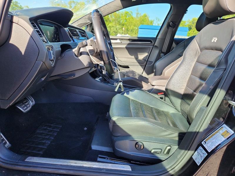 52314176 :رقم المزاد ، WVWVF7AU0JW061541 vin ، 2018 Volkswagen Golf R مزاد بيع