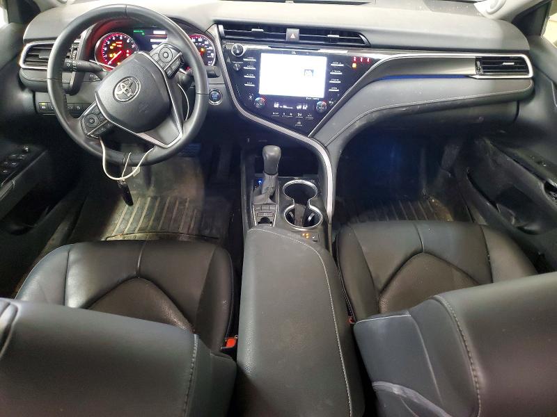 52372696 :رقم المزاد ، 4T1BZ1HK2JU021268 vin ، 2018 Toyota Camry مزاد بيع