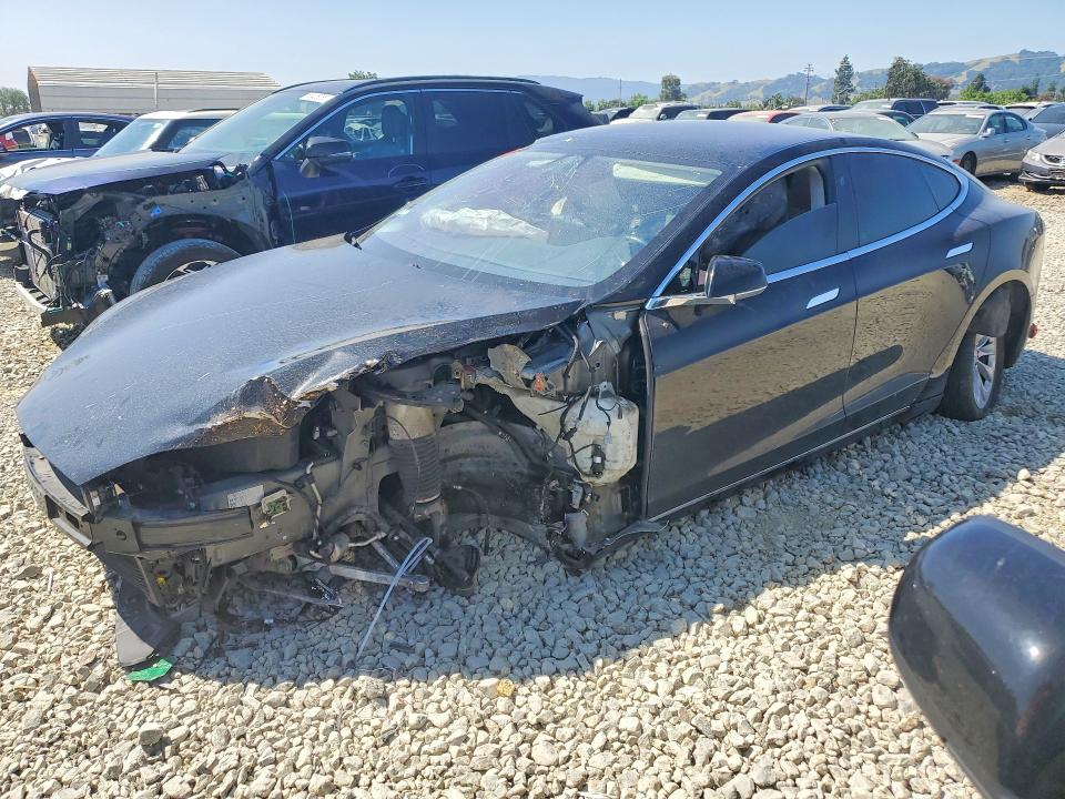 Auction sale of the 2017 Tesla Model S, vin: 5YJSA1E2XHF193082, lot number: 52900046