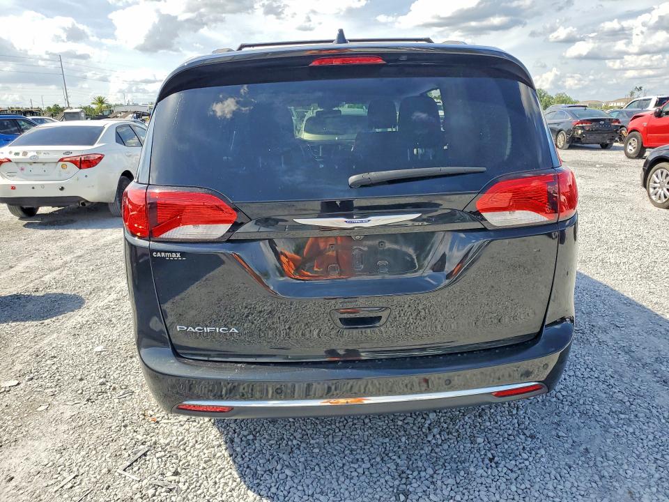 Продажа на аукционе авто 2018 Chrysler Pacifica, vin: 2C4RC1BG0JR217781, номер лота: 54802176
