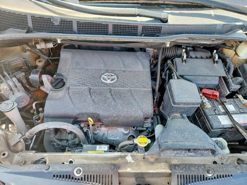 49602576 :رقم المزاد ، 5TDXK3DC1GS749380 vin ، 2016 Toyota Sienna مزاد بيع