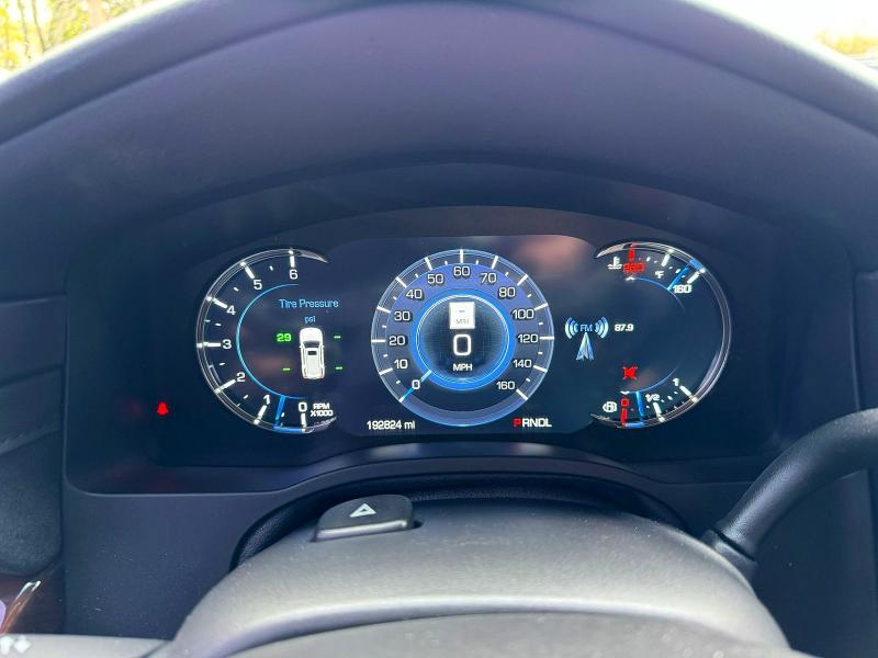 52432276 :رقم المزاد ، 1GYS4BKJ4KR364476 vin ، 2019 Cadillac Escalade مزاد بيع