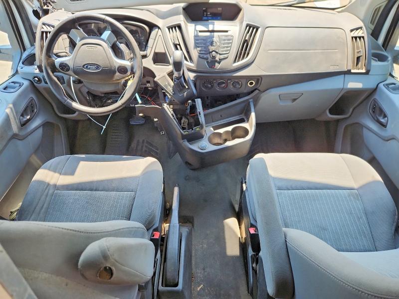 53755876 :رقم المزاد ، 1FDBF8PM2HKA85112 vin ، 2017 Ford Transit مزاد بيع