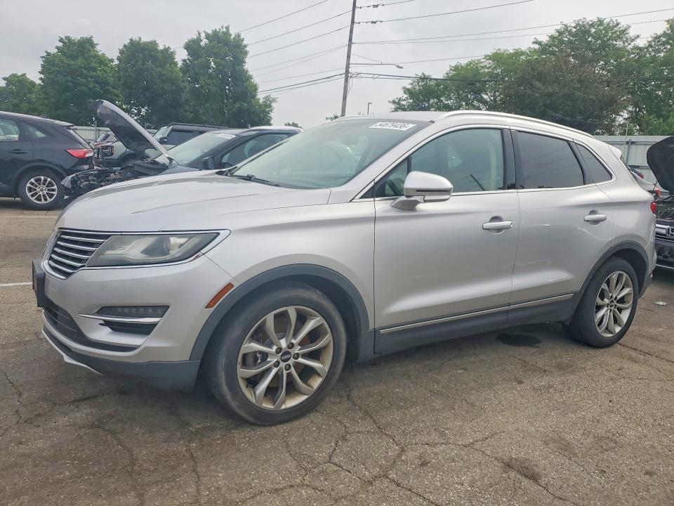 54679436 :رقم المزاد ، 5LMCJ1A92FUJ19787 vin ، 2015 Lincoln Mkc مزاد بيع