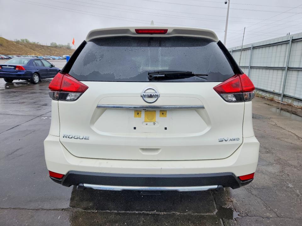 2017 Nissan Rogue მანქანა იყიდება აუქციონზე, vin: JN8AT2MV8HW261130, აუქციონის ნომერი: 52236826