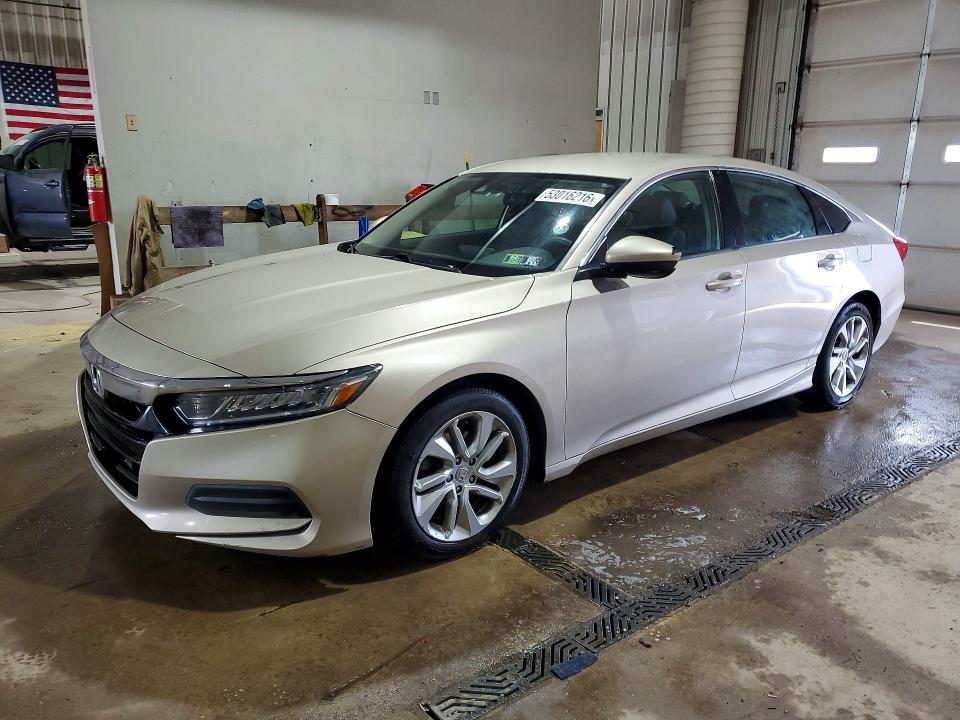 Auction sale of the 2019 Honda Accord, vin: 1HGCV1F17KA093683, lot number: 53016216