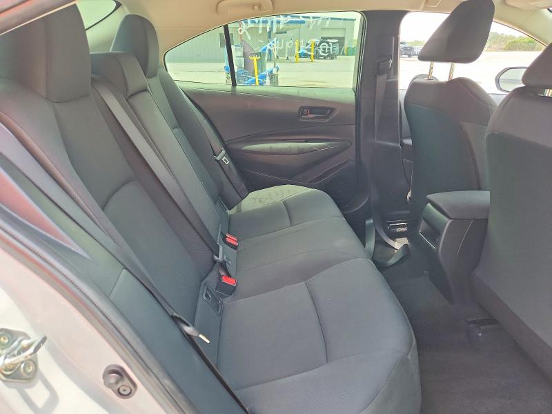 Продаж на аукціоні авто 2022 Toyota Corolla, vin: JTDEPMAE1N3022338, номер лоту: 52450126