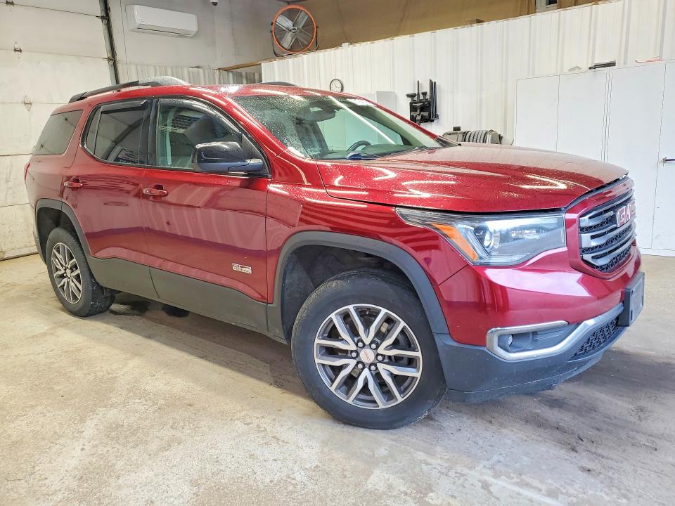 53161146 :رقم المزاد ، 1GKKNTLS1HZ223815 vin ، 2017 Gmc Acadia مزاد بيع