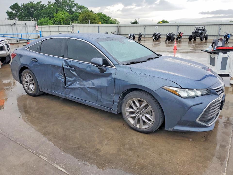 Auction sale of the 2022 Toyota Avalon, vin: 4T1JZ1FB2NU087095, lot number: 55007866