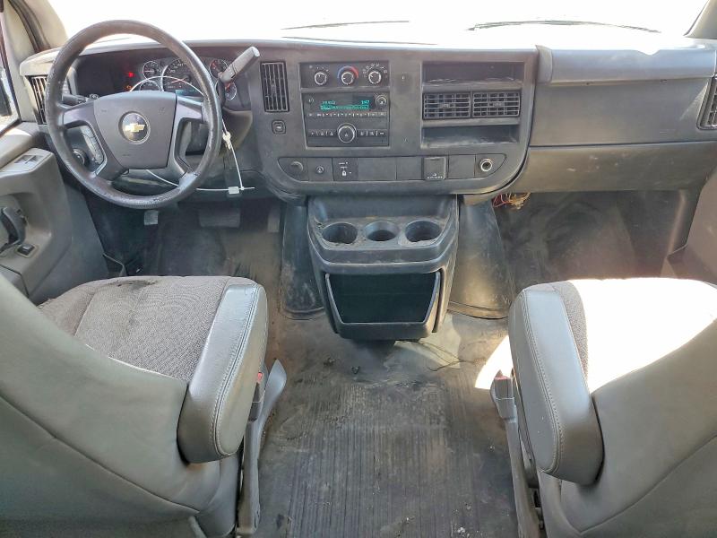55033866 :رقم المزاد ، 1GB0G2CG9F1250215 vin ، 2015 Chevrolet Express G3500 مزاد بيع