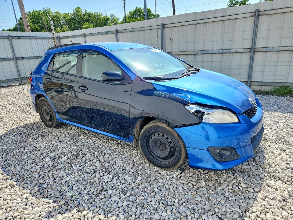 53327336 :رقم المزاد ، 2T1KU4EE4AC313567 vin ، 2010 Toyota Matrix مزاد بيع