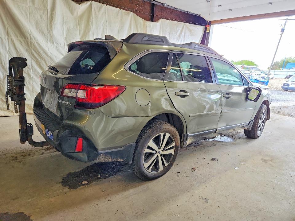 Продаж на аукціоні авто 2018 Subaru Outback, vin: 4S4BSANC2J3330598, номер лоту: 54280156