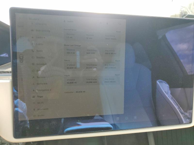 51100766 :رقم المزاد ، 7SAXCBE66NF339890 vin ، 2022 Tesla Model X مزاد بيع