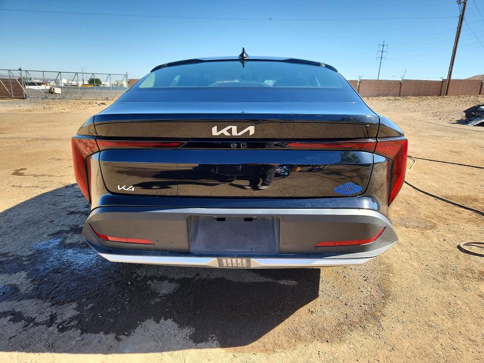 2025 Kia K4 მანქანა იყიდება აუქციონზე, vin: 3KPFT4DE4SE036881, აუქციონის ნომერი: 53897316