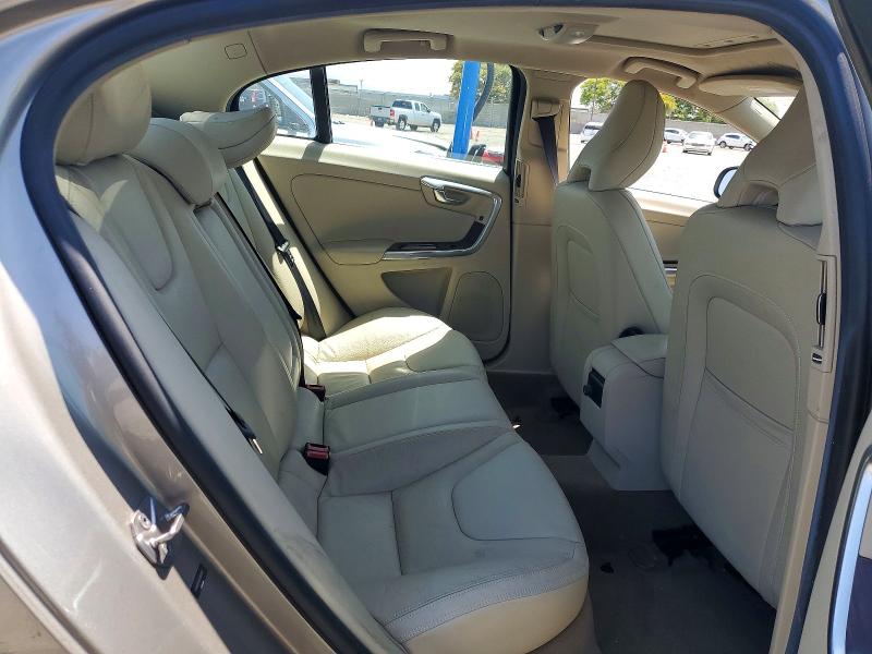 53080816 :رقم المزاد ، YV1612FS0E1292918 vin ، 2014 Volv S60 مزاد بيع