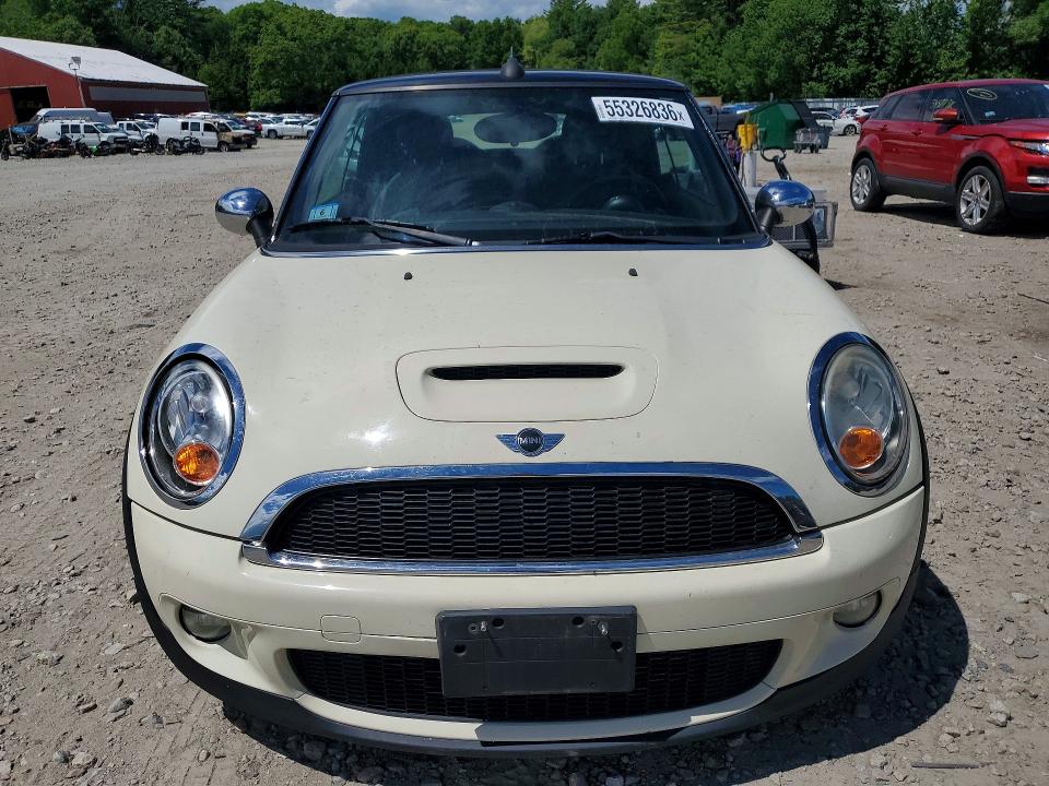 2010 Mini Cooper მანქანა იყიდება აუქციონზე, vin: WMWMS3C57ATZ85494, აუქციონის ნომერი: 55326836