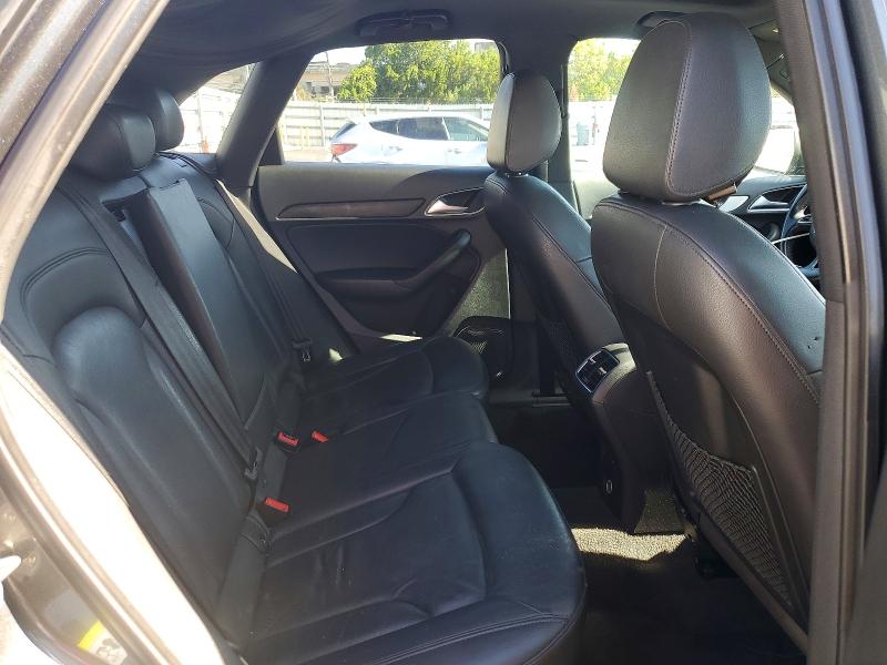 52542856 :رقم المزاد ، WA1JCCFS4JR023844 vin ، 2018 Audi Q3 مزاد بيع