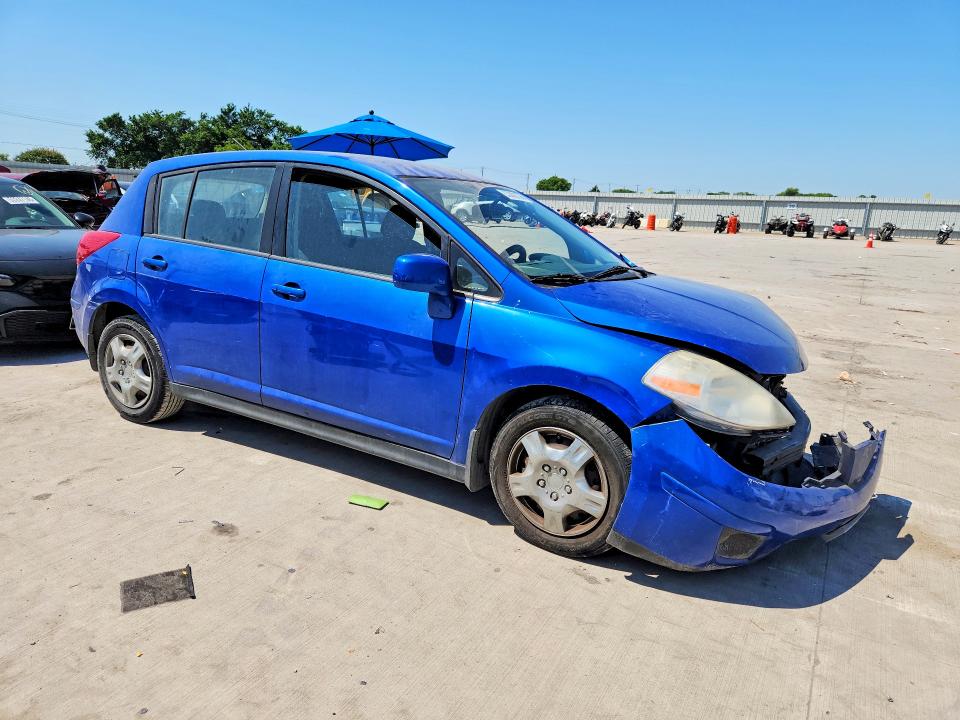 53302136 :رقم المزاد ، 3N1BC13EX9L371439 vin ، 2009 Nissan Versa مزاد بيع