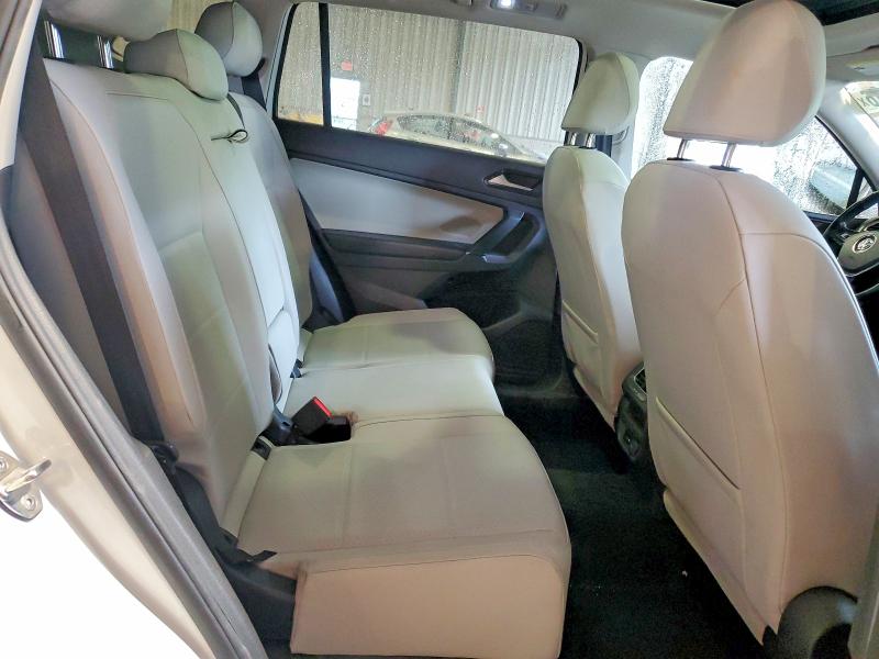 Продажа на аукционе авто 2018 Volkswagen Tiguan, vin: 3VV2B7AX7JM122474, номер лота: 54370516