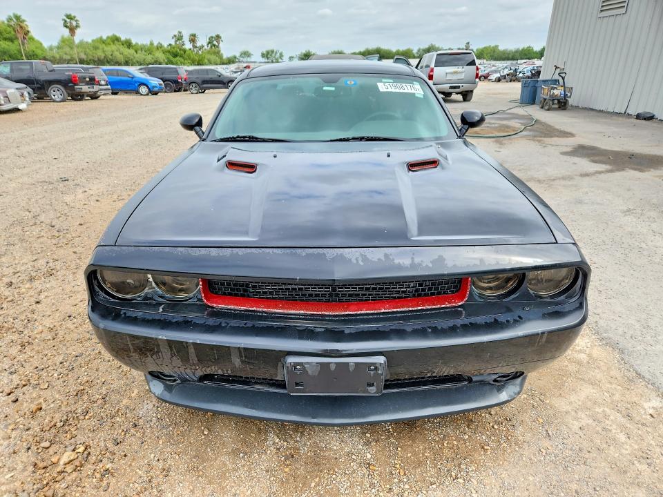 51908176 :رقم المزاد ، 2B3CJ4DGXBH603563 vin ، 2011 Dodge Challenger مزاد بيع