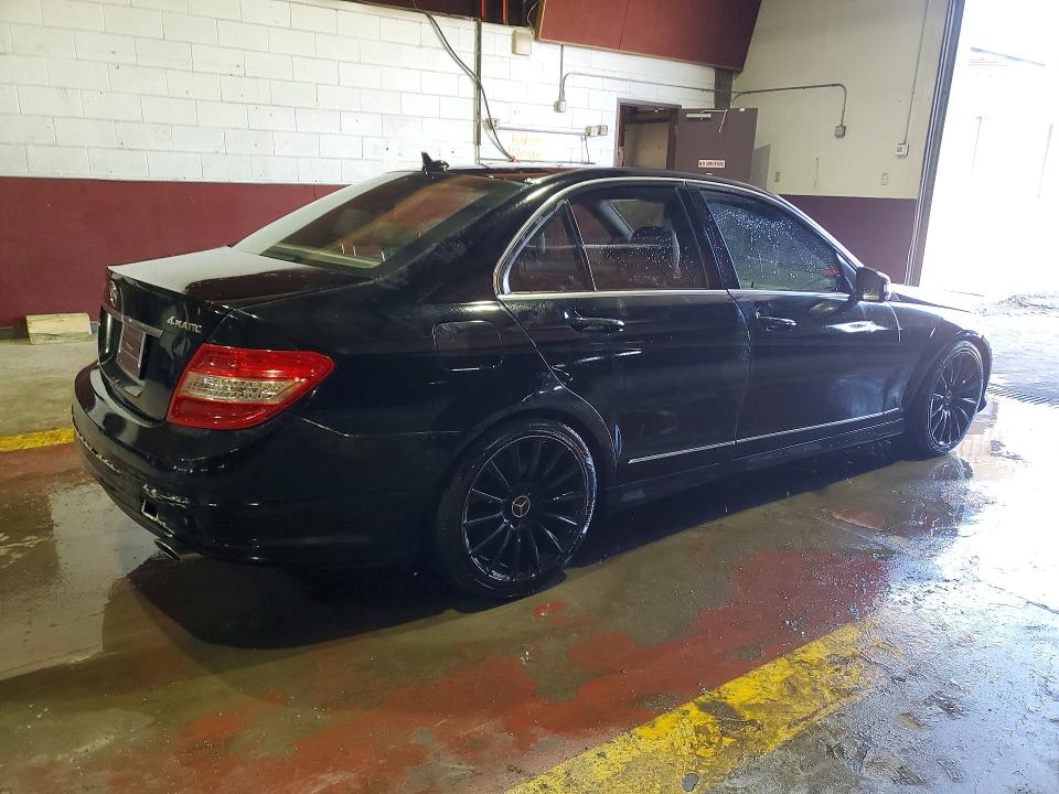 2010 Mercedes-benz C მანქანა იყიდება აუქციონზე, vin: WDDGF8BB1AR130981, აუქციონის ნომერი: 52053616