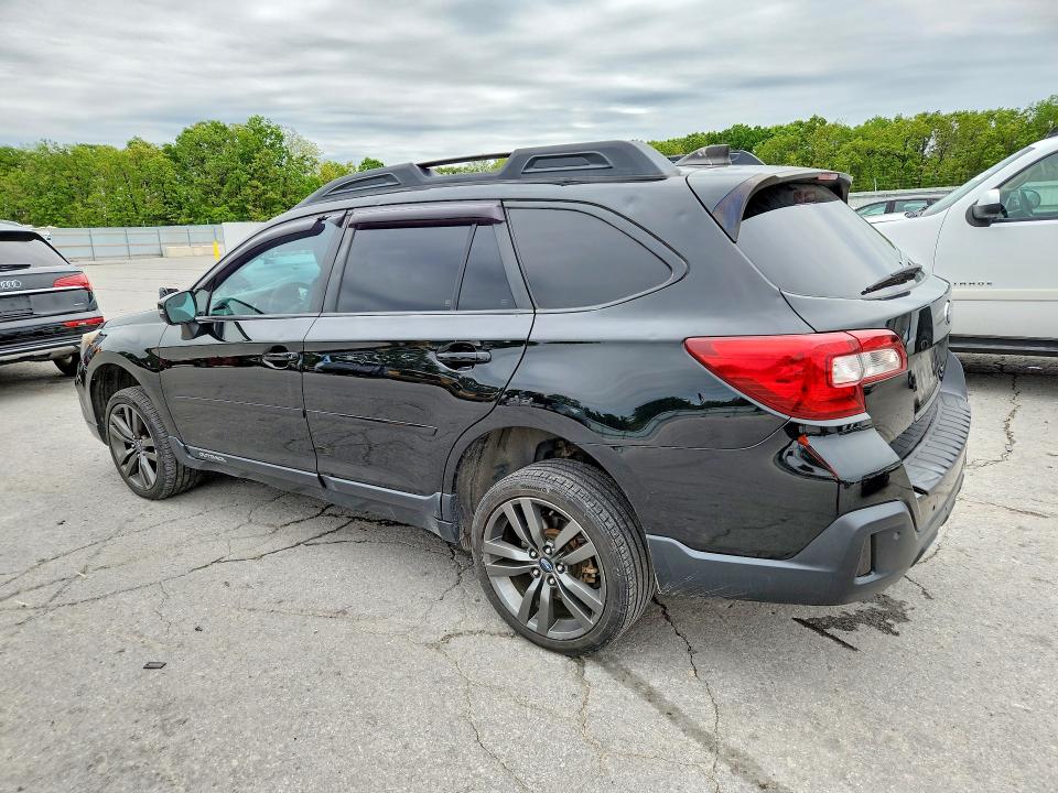 52474486 :رقم المزاد ، 4S4BSANC1J3250404 vin ، 2018 Subaru Outback مزاد بيع