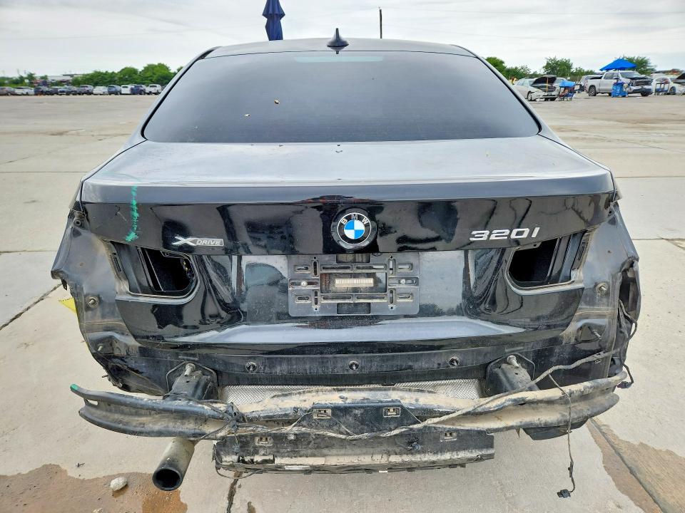 52393506 :رقم المزاد ، WBA8E5G58GNU21770 vin ، 2016 Bmw 320 مزاد بيع