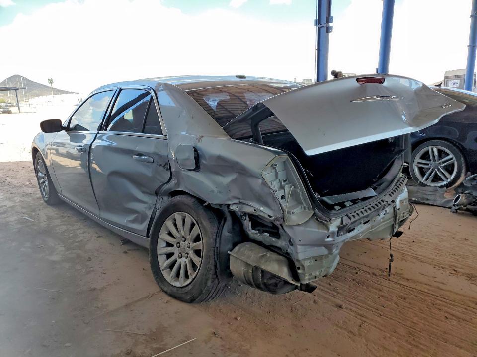 Продажа на аукционе авто 2013 Chrysler 300, vin: 2C3CCAAG1DH658633, номер лота: 52423206