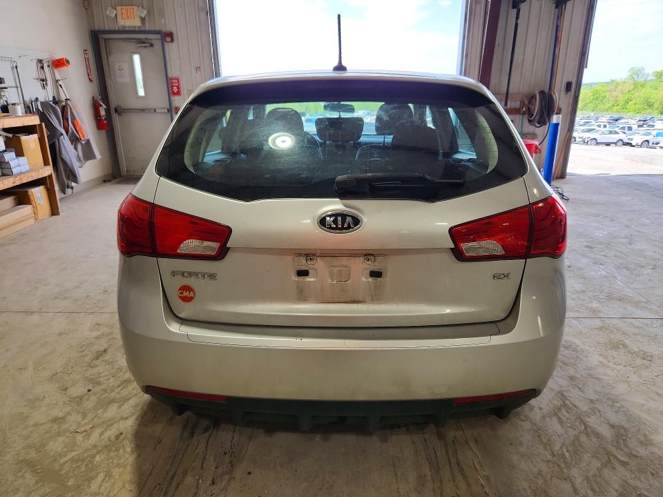 2013 Kia Forte მანქანა იყიდება აუქციონზე, vin: KNAFU5A21D5664051, აუქციონის ნომერი: 54182756