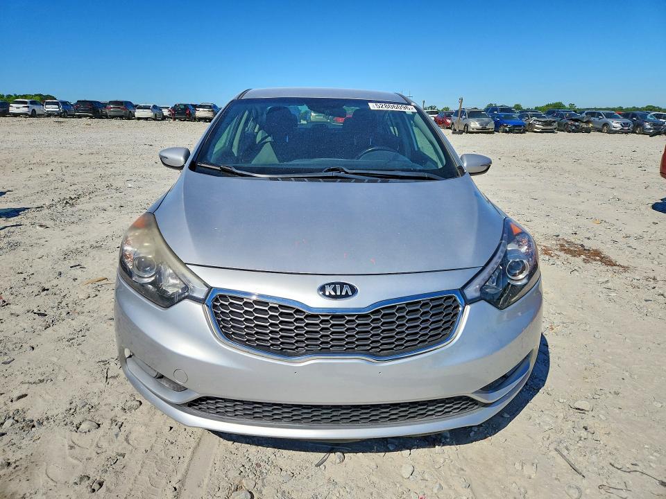 52806096 :رقم المزاد ، KNAFX4A82F5282037 vin ، 2015 Kia Forte مزاد بيع