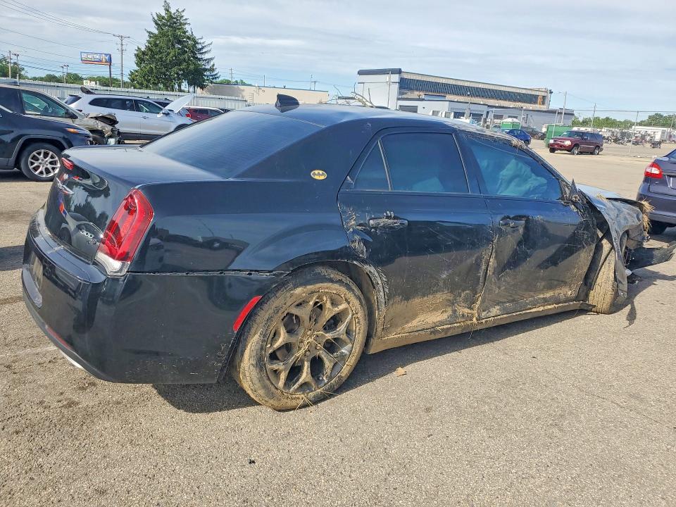 Продаж на аукціоні авто 2015 Chrysler 300, vin: 2C3CCAGG3FH892430, номер лоту: 55166486