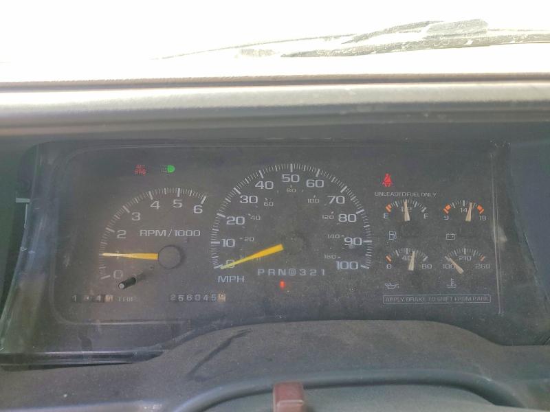 52007086 :رقم المزاد ، 1GKFK16R8VJ736514 vin ، 1997 Gmc Suburban مزاد بيع