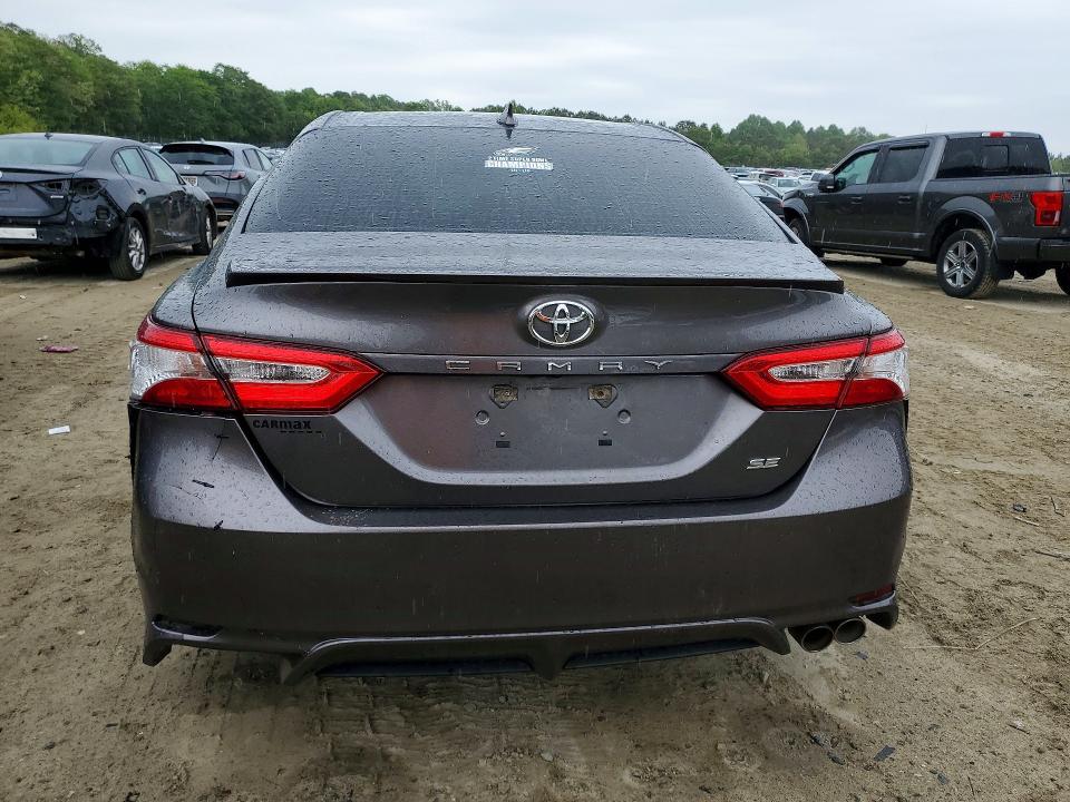 52681426 :رقم المزاد ، 4T1G11AK5LU954849 vin ، 2020 Toyota Camry مزاد بيع