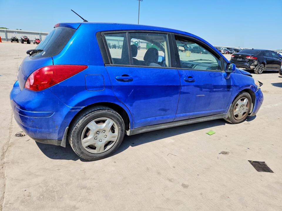 53302136 :رقم المزاد ، 3N1BC13EX9L371439 vin ، 2009 Nissan Versa مزاد بيع