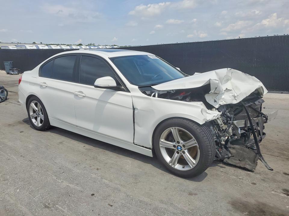 2015 Bmw 328 მანქანა იყიდება აუქციონზე, vin: WBA3A5G59FNS84052, აუქციონის ნომერი: 52808846