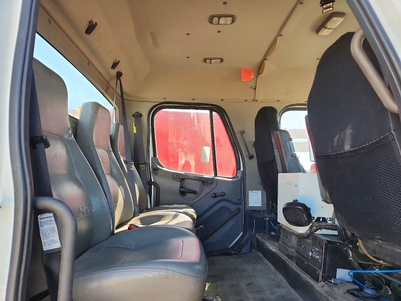 Продаж на аукціоні авто 2016 Freightliner 108sd, vin: 1FVHG5CY1GHHU8675, номер лоту: 53767346