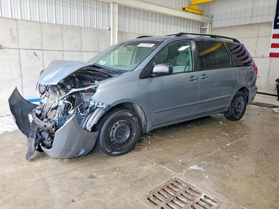 Auction sale of the 2010 Toyota Sienna, vin: 5TDKK4CC2AS336361, lot number: 54731946