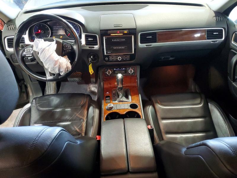 2014 Volkswagen Touareg მანქანა იყიდება აუქციონზე, vin: WVGEP9BP4ED012132, აუქციონის ნომერი: 54163136