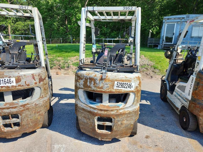 Продаж на аукціоні авто 2015 Unicariers Forklift, vin: CP1F29W6875, номер лоту: 52902246