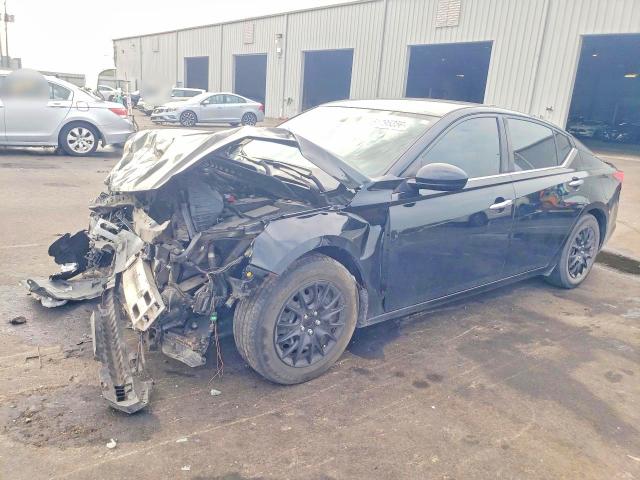 Продаж на аукціоні авто 2020 Nissan Altima, vin: 1N4BL4BVXLC220495, номер лоту: 51795356