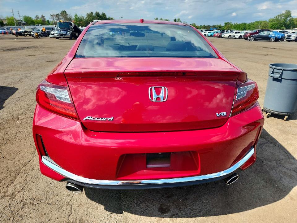 54457866 :رقم المزاد ، 1HGCT2B81HA004780 vin ، 2017 Honda Accord مزاد بيع