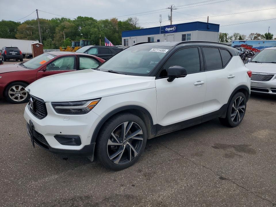 54711456 :رقم المزاد ، YV4162UM3L2221478 vin ، 2020 Volvo Xc40 مزاد بيع