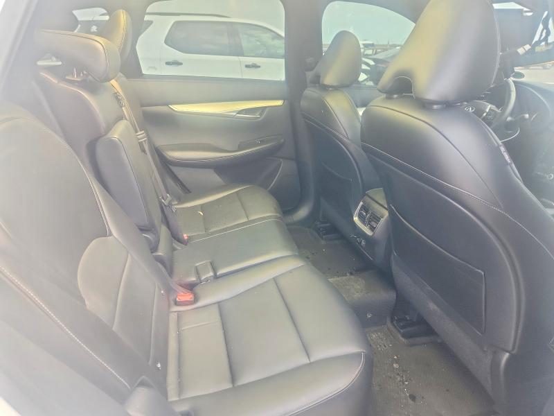 53522736 :رقم المزاد ، 3PCAJ5BA4MF106396 vin ، 2021 Infiniti Qx50 مزاد بيع