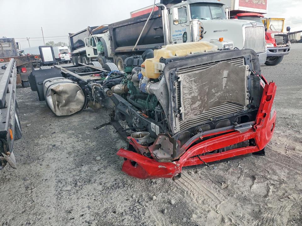 2024 Volvo Vnr მანქანა იყიდება აუქციონზე, vin: 4V4WC9EG0RN638460, აუქციონის ნომერი: 54423286